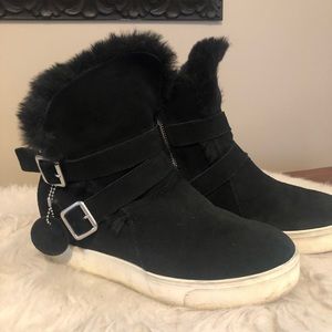 JSlides Black Suede Wells WP